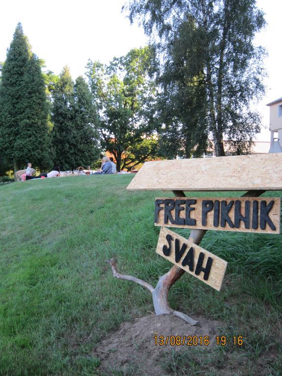 Penzion Uran Stráž pod Ralskem Bagian luar foto
