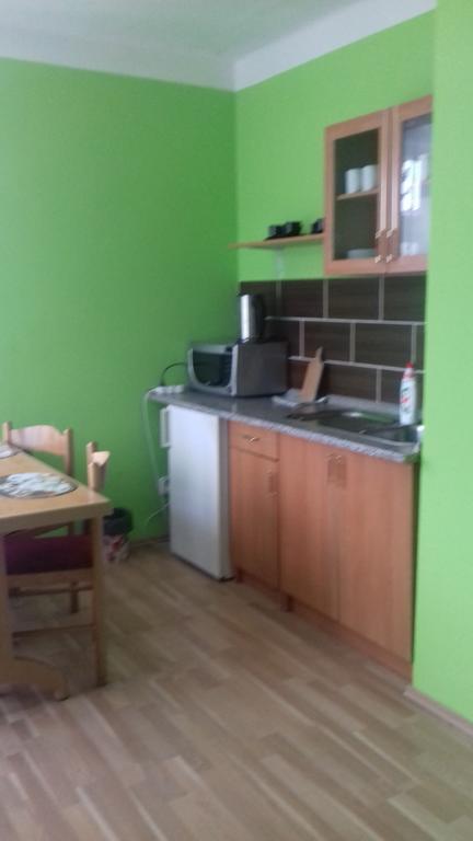 Penzion Uran Stráž pod Ralskem Bagian luar foto
